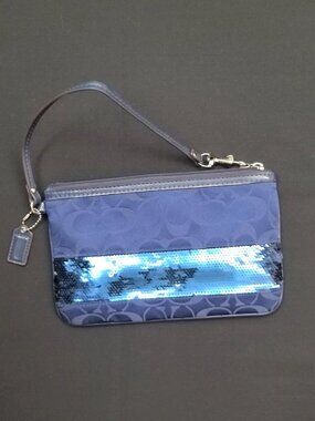 Coach Blue Signature Jacquard Sequin Stripe Wristlet Small Like New